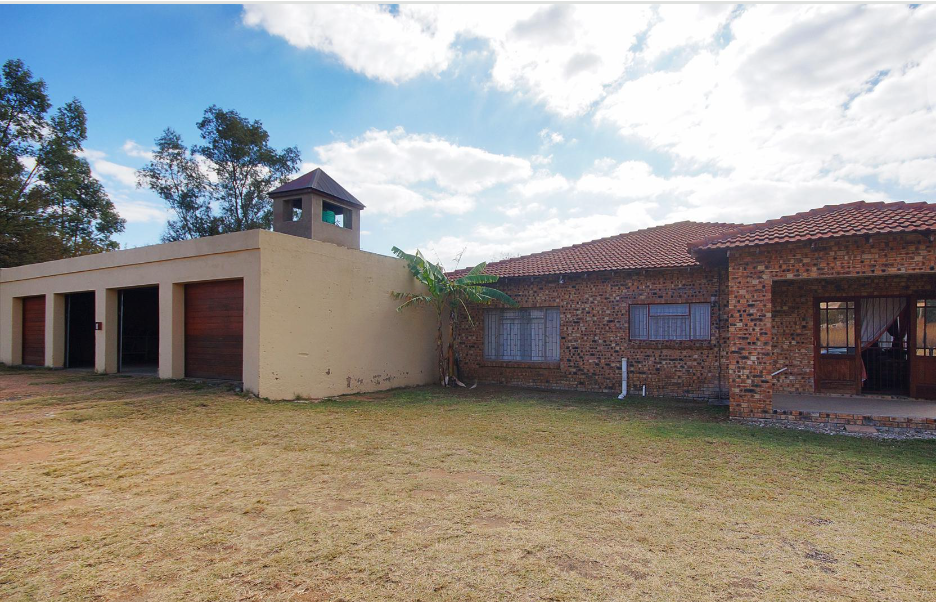 4 Bedroom Property for Sale in Modderfontein A H North West